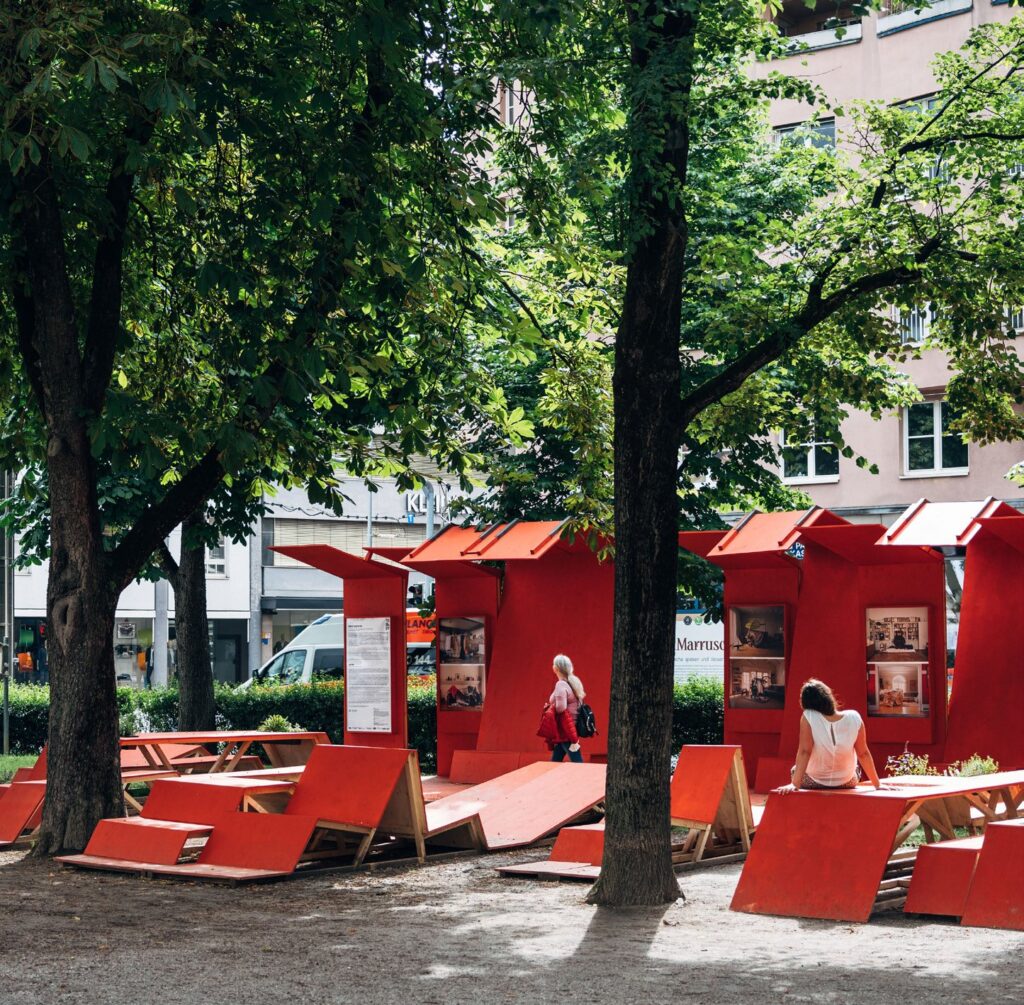 The installation under the trees